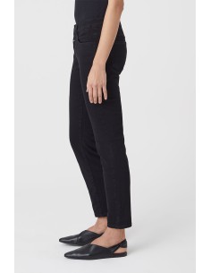 JEAN BAKER NOIR - CLOSED 2